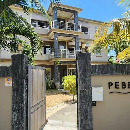 Number 6, Pebble Bay Appartments Pereybere Beach Exterior photo