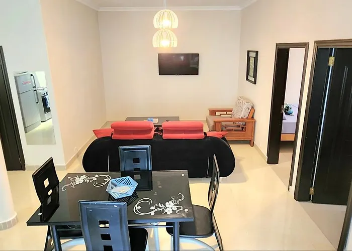 Number 6, Pebble Bay Appartments